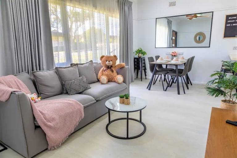 Cottage Rooty Hill
