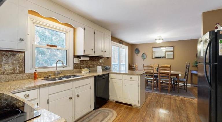 Charming vacation home | Close to the beach | Pets allowed — photo 3