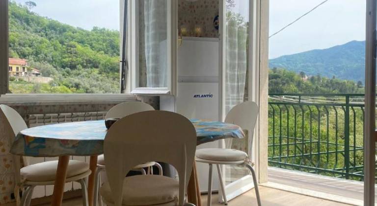 Rental apartment with pool, hot tub & barbeque — photo 4