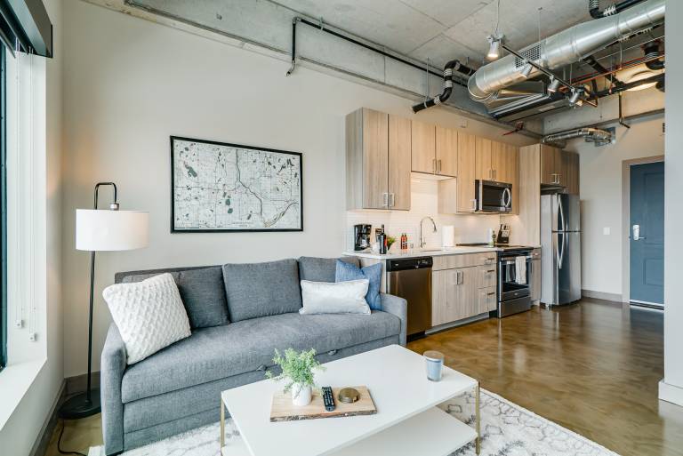 Sable 802 Alcove