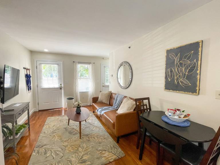 Rental apartment with 2 rooms for 6 persons — photo 2