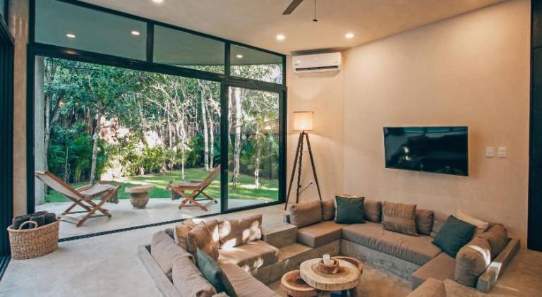 Villa with pool | Pets allowed — photo 2