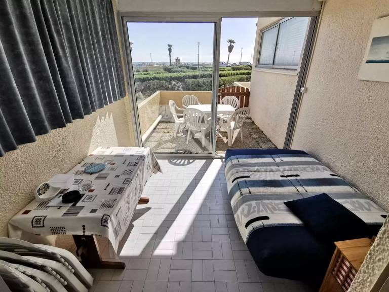 Studio with 1 room for 4 persons — photo 3