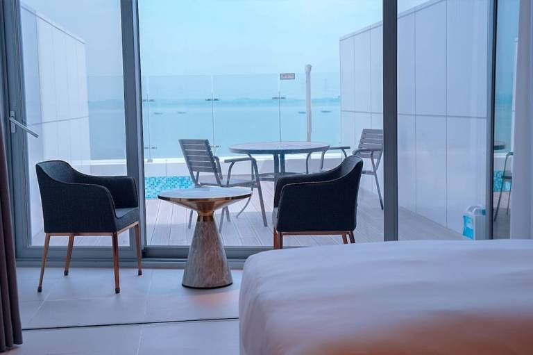 WAVE M HOTEL EAST