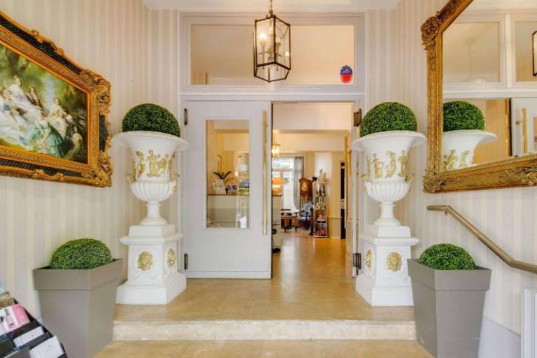 Brit Hotel Privilege Le Royal - Centre Gare — photo 5