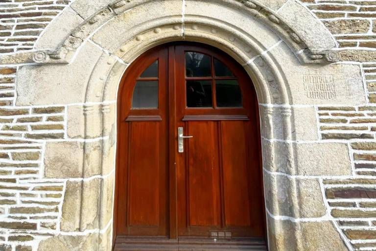 Wonderful vacation home with BBQ, yard & terrace | Pets allowed in Dinan