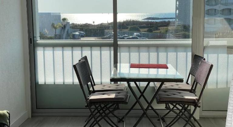 Apartment with 1 room for 4 persons — photo 3