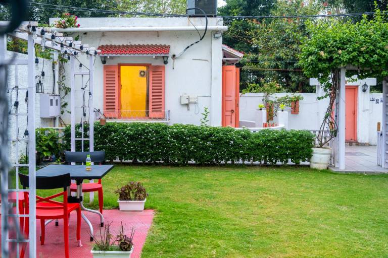 House with yard in Lucknow