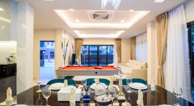 Villa with pool — photo 3