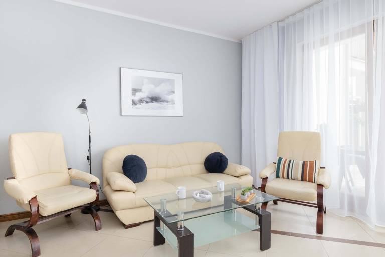 Family-friendly beautiful apartment with terrace & fast internet | Pets are welcome in Swinoujscie