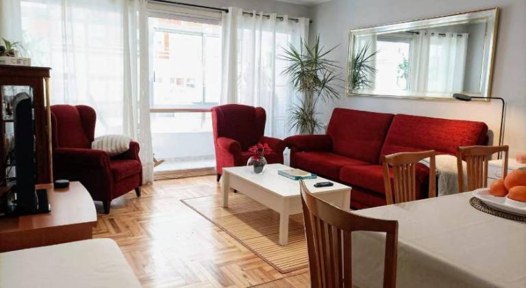 Apartment with 4 rooms for 11 persons in Vigo