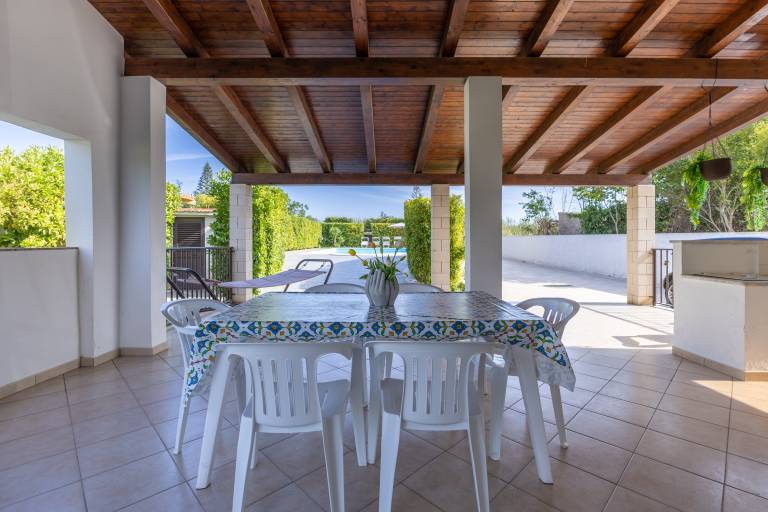 Villa 'Giacomo' with Private Pool, Wi-Fi and Air Conditioning — photo 3
