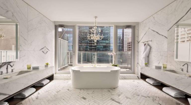 Shangri-La Toronto — photo 2