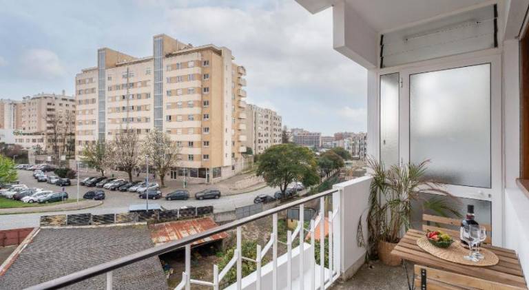 Holiday apartment with patio — photo 3