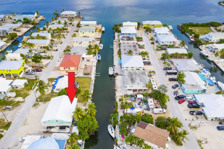 House with BBQ, heated pool & terrace | Sea view in Marathon, FL