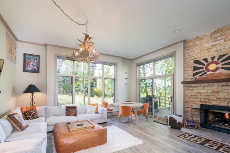 Child-friendly condo with hot tub & terrace | Water view | Close to the ski | Perfect for remote work | Pet-friendly in Telluride, CO