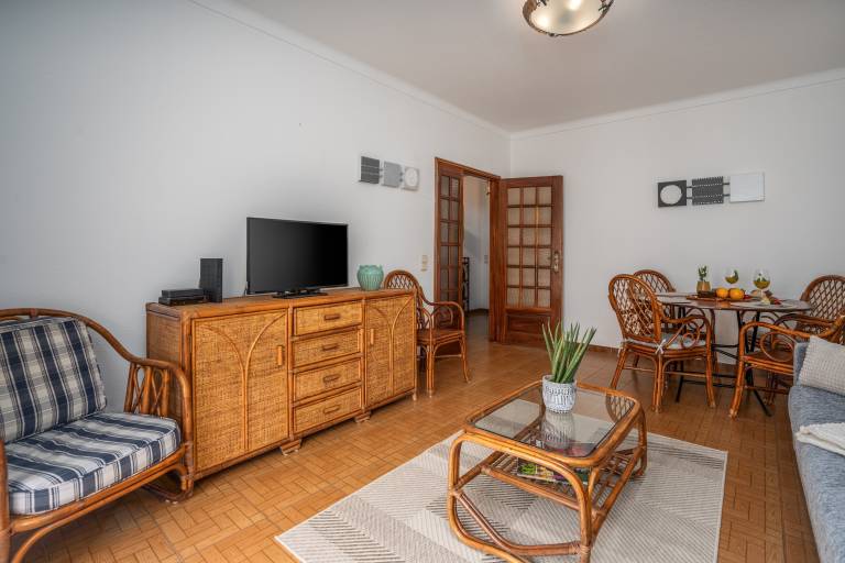 Apartment 'Escadinhas' with Private Terrace, Balcony and Wi-Fi — photo 5