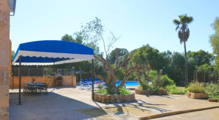 Fully equipped villa with patio, garden & private pool | Pets are welcome — photo 5