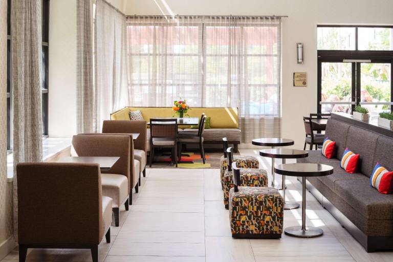 Homewood Suites by Hilton Anaheim - Main Gate Area — photo 4