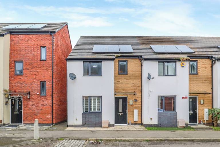 House  Leicester