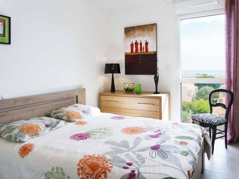 Rental apartment with 2 rooms for 4 persons — photo 3