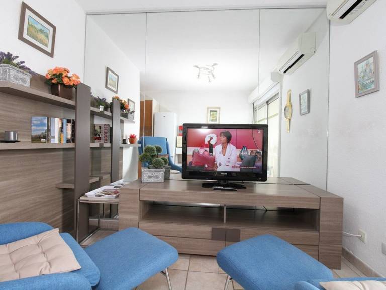 Charming T1 Apartment with A/C, 100m from Thermal Baths, Fully Equipped Kitchen, Private Loggia — photo 2
