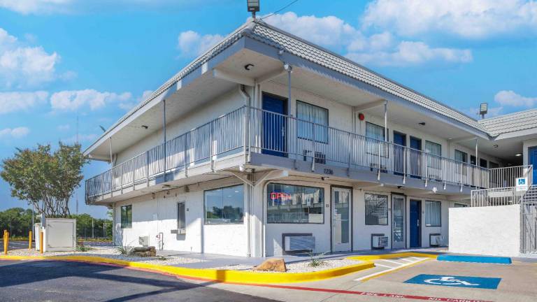 Motel 6 Fort Worth, TX - East in Fort Worth, TX