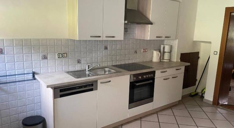 Beautiful apartment with terrace & yard | Pets allowed — photo 4