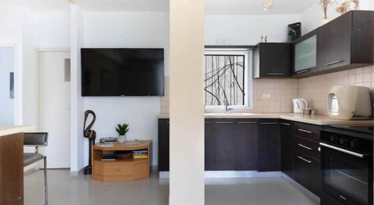 2BR Sunny Escape by the Beach — photo 4