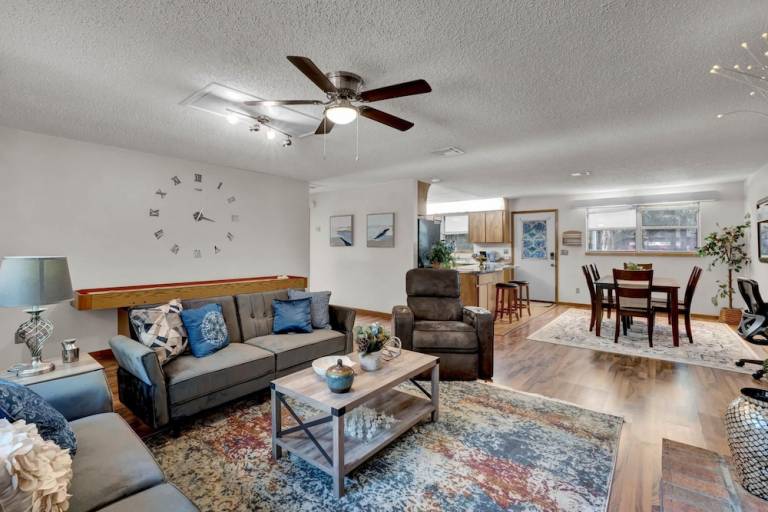House  Eustis