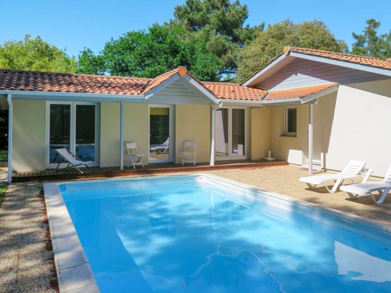 Fully equipped house with barbeque, terrace & private pool | Pets are welcome — photo 2