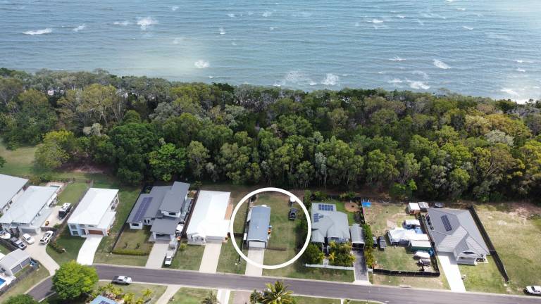 House Burrum Heads