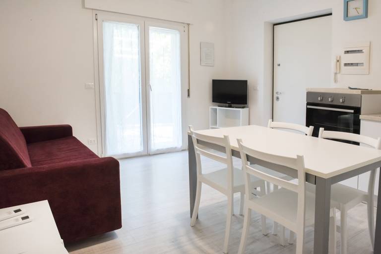 Child-friendly beautiful holiday apartment with patio | Close to the beach | Pets allowed in Camerano