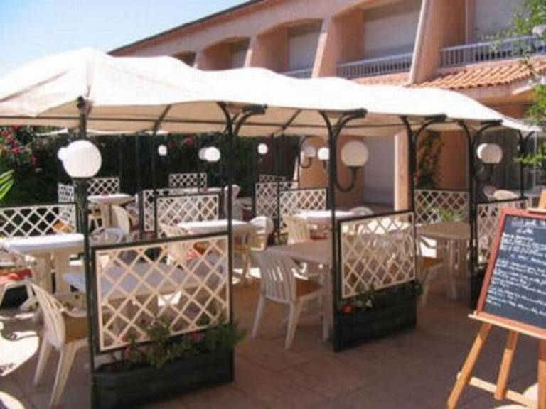 Val'Hotel — photo 3
