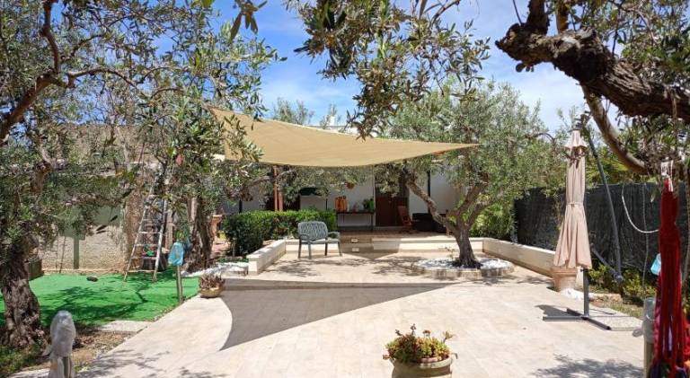 Holiday apartment with pool — photo 3