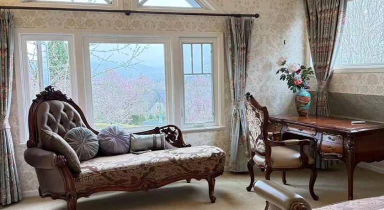 Cozy Dunbar 5 Beds Home with Views
