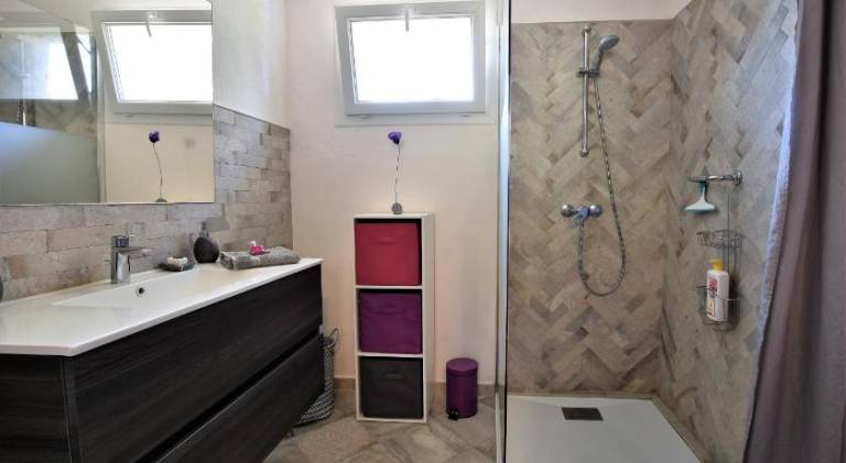 Rental apartment with 2 rooms for 4 persons — photo 2