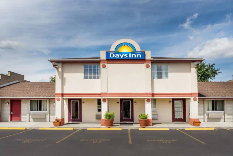Days Inn by Wyndham Atlanta/Southlake/Morrow in Clayton, GA