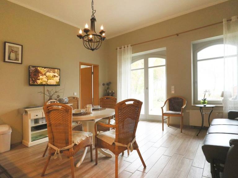    
Ferienwohnung ∙ 4 Gäste ∙ 1 Schlafzimmer
