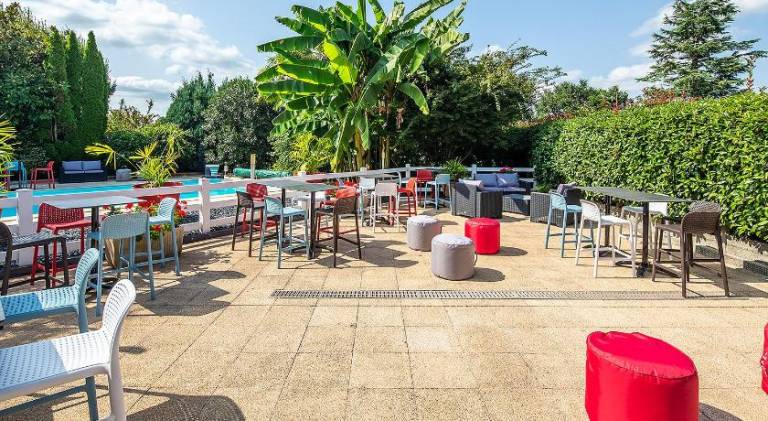 CARRÉ PAU AIRPORT HOTEL — photo 4