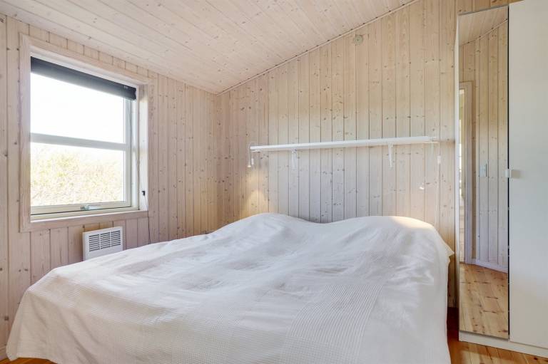 Fully equipped charming vacation home with jacuzzi & terrace | Next to the beach | Pet-friendly — photo 5