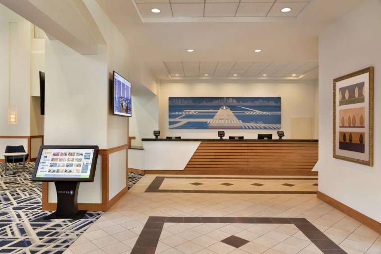 Embassy Suites by Hilton Boston at Logan Airport — photo 3