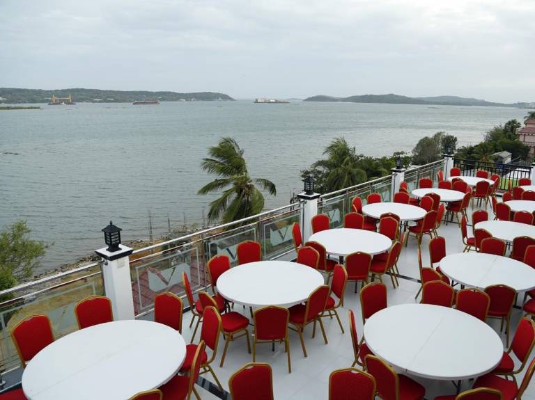 Villa Hotel in Trincomalee