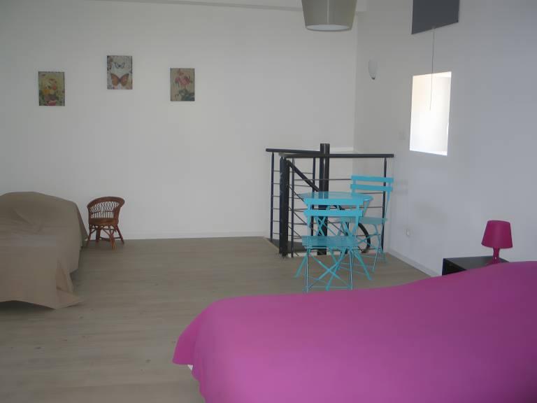 Fully equipped beautiful holiday apartment with garden, hot tub & pool | Mountain view | Pet-friendly — photo 5