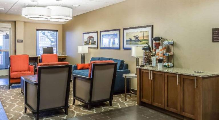 Comfort Inn Frederick - Ballenger Creek — photo 3