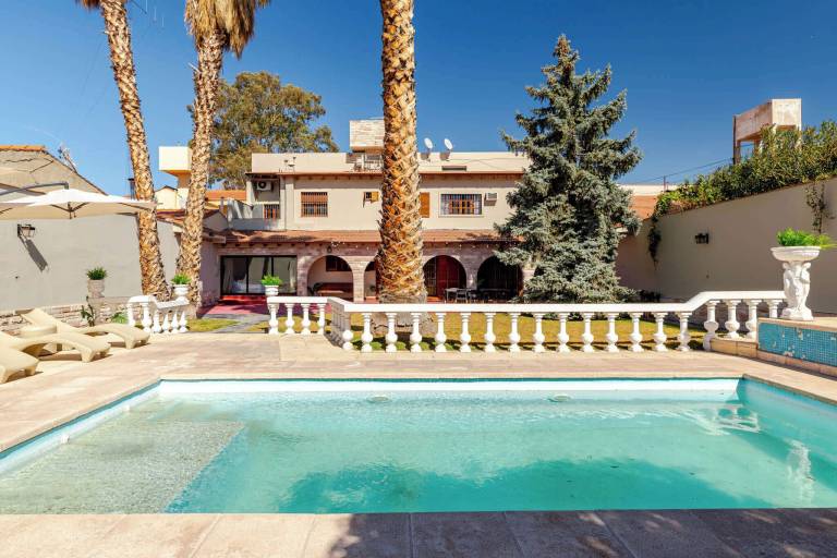 Casa Mendoza