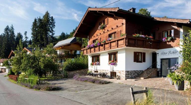 Wonderful apartment with patio & garden | Pets are welcome in Kitzbuhel