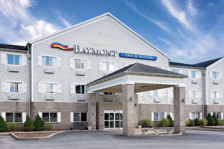 Baymont by Wyndham Lawrenceburg — photo 3