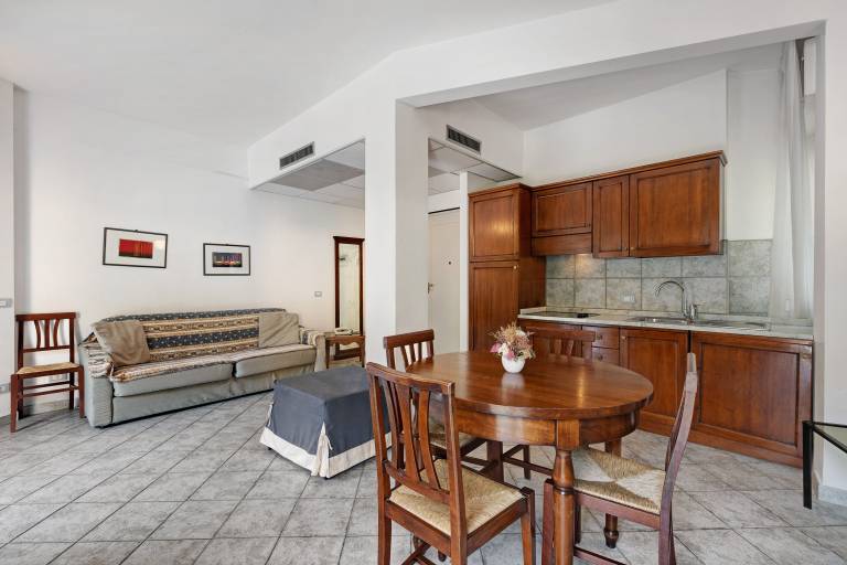 Apartment with 1 room for 4 persons — photo 4