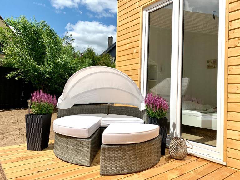 Modern 'Tiny Haus Liederbach' with Private Terrace, Wi-Fi and Air Conditioning — photo 3